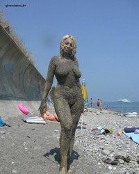 Великолепная блонда сверкает нагим телом на природе 14 фотография Великолепная блонда сверкает нагим телом на природе 14 фотография