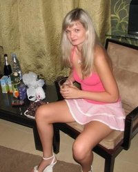 Двое красавцев трахают блондинку во все дыры 1 фотография Двое красавцев трахают блондинку во все дыры 1 фотография