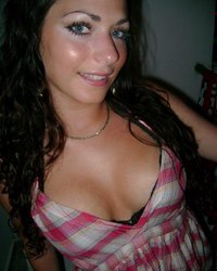 Сексапильная Анжелика любит показывать свою грудь 5 фотография Сексапильная Анжелика любит показывать свою грудь 5 фотография