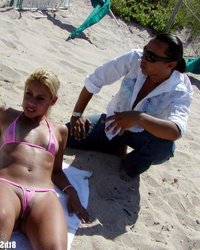 Качёк снял на пляже худенькую куколку 3 фотография Качёк снял на пляже худенькую куколку 3 фотография