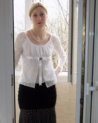 Голая Маринка сверкнула киской перед мачо 44 фотография