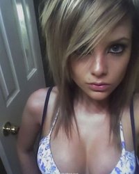 Шалашовки в белье показали буфера 4 фотография Шалашовки в белье показали буфера 4 фотография