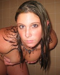 Шалашовки в белье показали буфера 7 фотография Шалашовки в белье показали буфера 7 фотография