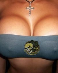 Сочный бюст молодых сеньорит 5 фотография Сочный бюст молодых сеньорит 5 фотография