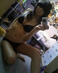 Заскучавшие нимфоманки разделись для снимков 4 фотография Заскучавшие нимфоманки разделись для снимков 4 фотография