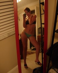 Грудастые развратницы показывают свой бюст 14 фотография Грудастые развратницы показывают свой бюст 14 фотография