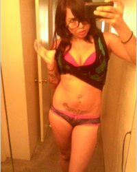 Стюардессы перед вылетом делают обнаженные снимки 15 фотография Стюардессы перед вылетом делают обнаженные снимки 15 фотография