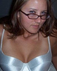 Мнительную Маринку уговорили раздеться 17 фотография Мнительную Маринку уговорили раздеться 17 фотография