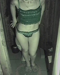 Женщина не знала о скрытой камере в туалете 2 фотография Женщина не знала о скрытой камере в туалете 2 фотография