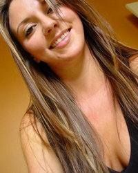 Красивая киска улыбчивой милахи 4 фотография Красивая киска улыбчивой милахи 4 фотография