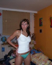 Брюнетка показала сиськи настойчивому любовнику 5 фотография Брюнетка показала сиськи настойчивому любовнику 5 фотография