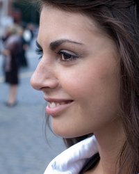 Как девушка выглядит на улице и в студии 6 фотография Как девушка выглядит на улице и в студии 6 фотография