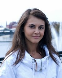 Как девушка выглядит на улице и в студии 4 фотография Как девушка выглядит на улице и в студии 4 фотография