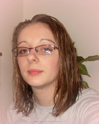 Легкая эротика от молодой очкарички 8 фотография Легкая эротика от молодой очкарички 8 фотография