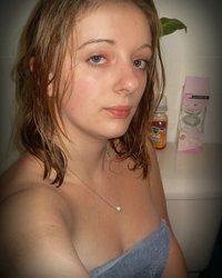 Легкая эротика от молодой очкарички 23 фотография Легкая эротика от молодой очкарички 23 фотография