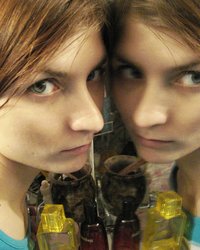 Жена устроила для мужа акробатический танец 2 фотография