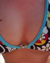 Домашняя блондиночка позирует перед хахалем 10 фотография Домашняя блондиночка позирует перед хахалем 10 фотография