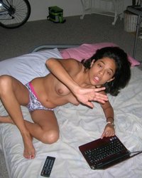 Худощавая студентка с млаенькими сиськами и коротенькими ножками 7 фотография Худощавая студентка с млаенькими сиськами и коротенькими ножками 7 фотография