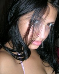 Латинка сосет пенис любимого 6 фотография