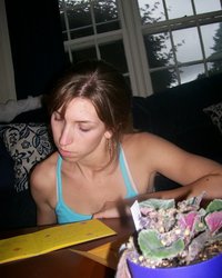 Жена с хорошей жопой сосет болт 2 фотография Жена с хорошей жопой сосет болт 2 фотография