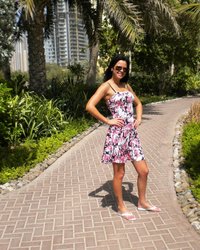 Сексуальная брюнетка развлекается на отдыхе 5 фотография Сексуальная брюнетка развлекается на отдыхе 5 фотография