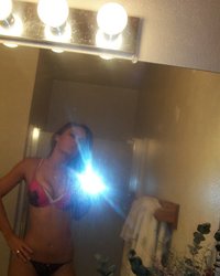 Соблазнительная медсестра любит оголятся 15 фотография Соблазнительная медсестра любит оголятся 15 фотография