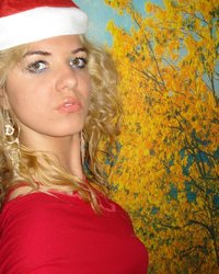 Белокурая Ирина обожает позировать 3 фотография Белокурая Ирина обожает позировать 3 фотография