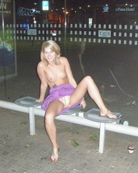 Мужик отодрал подругу прямо на улице 7 фотография Мужик отодрал подругу прямо на улице 7 фотография