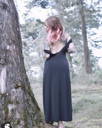 Татуированная девушка хвалится пышными формами 33 фотография Татуированная девушка хвалится пышными формами 33 фотография