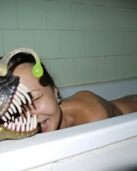 Влюбленные отметили годовщину шашлыком и шампанским в ванне 19 фотография Влюбленные отметили годовщину шашлыком и шампанским в ванне 19 фотография