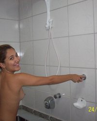 Шалунья насаживается ротиком на член парня и дает в киску 31 фотография Шалунья насаживается ротиком на член парня и дает в киску 31 фотография