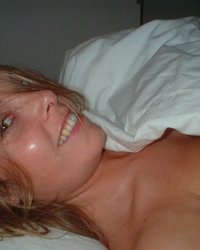 Любовница взяла в рот у своего хахаля 1 фотография Любовница взяла в рот у своего хахаля 1 фотография