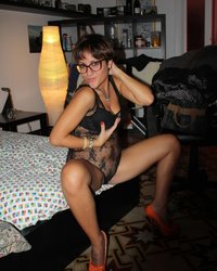 Брюнетка тридцати лет классно потрахалась 6 фотография Брюнетка тридцати лет классно потрахалась 6 фотография