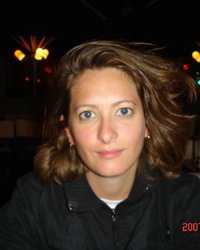 Почитательница минета занимается любимым делом 2 фотография Почитательница минета занимается любимым делом 2 фотография