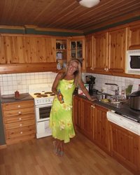 Зрелая развратница подрочила манду и отдалась мужу 1 фотография Зрелая развратница подрочила манду и отдалась мужу 1 фотография