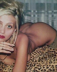 Немолодая любовница приоделась для свидания в сексуальный костюм 10 фотография Немолодая любовница приоделась для свидания в сексуальный костюм 10 фотография