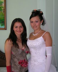 Показывает жениху свои прелести 4 фотография Показывает жениху свои прелести 4 фотография