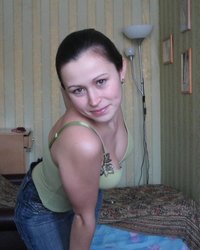 Показывает жениху свои прелести 9 фотография Показывает жениху свои прелести 9 фотография