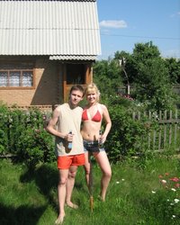 Сельский мачо заснял в бане двух подружек 1 фотография Сельский мачо заснял в бане двух подружек 1 фотография