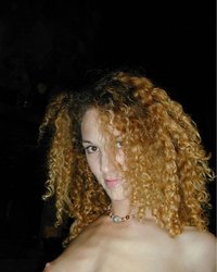 Кудрявая сучка отлично сосет конец 13 фотография Кудрявая сучка отлично сосет конец 13 фотография