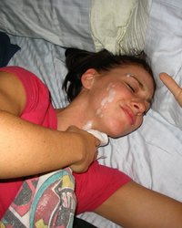 Молодая девка пришла лечить своего возлюбленного пилоткой 19 фотография Молодая девка пришла лечить своего возлюбленного пилоткой 19 фотография