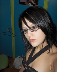 Сучка очень хочет трахаться 2 фотография Сучка очень хочет трахаться 2 фотография