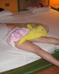 Девка уснула на пляже и ее кожа стала красной 19 фотография Девка уснула на пляже и ее кожа стала красной 19 фотография