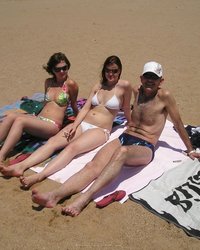 Девка уснула на пляже и ее кожа стала красной 16 фотография Девка уснула на пляже и ее кожа стала красной 16 фотография