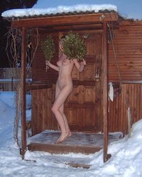 Деревенские девки решили попариться в бане 9 фотография Деревенские девки решили попариться в бане 9 фотография