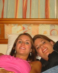 Веселая тусовка распутных студенток 15 фотография Веселая тусовка распутных студенток 15 фотография