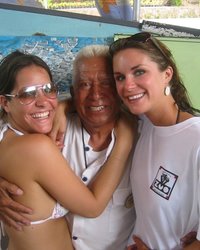 Веселая тусовка распутных студенток 22 фотография Веселая тусовка распутных студенток 22 фотография