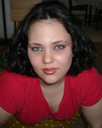 Толстуха принимает ванную со свечами и игрушками 17 фотография Толстуха принимает ванную со свечами и игрушками 17 фотография