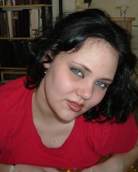 Толстуха принимает ванную со свечами и игрушками 1 фотография Толстуха принимает ванную со свечами и игрушками 1 фотография