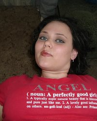 Толстуха принимает ванную со свечами и игрушками 27 фотография Толстуха принимает ванную со свечами и игрушками 27 фотография